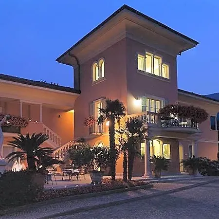 호텔 Delle Palme 3*
